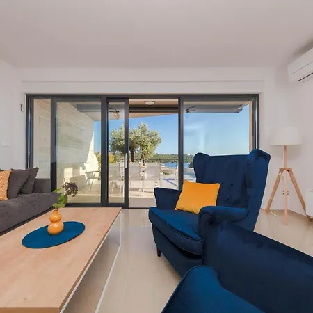 - Indigo Apartment