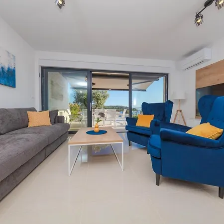 - Indigo Apartment *
