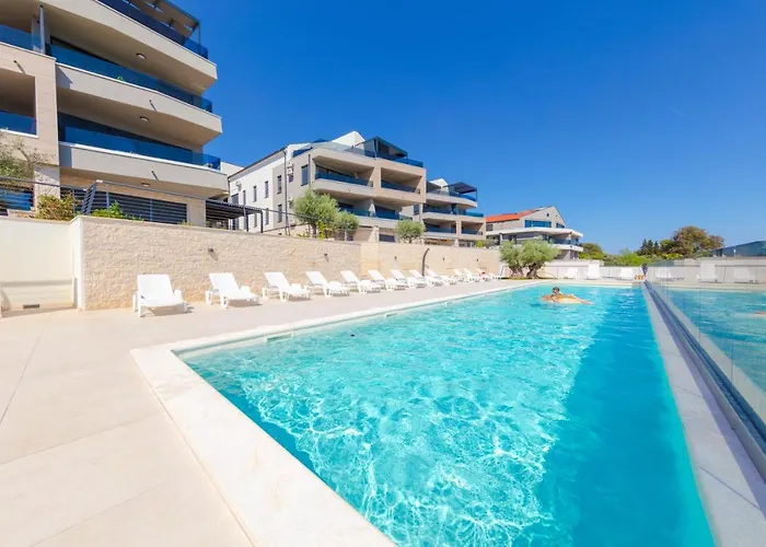 - Indigo * 班约勒