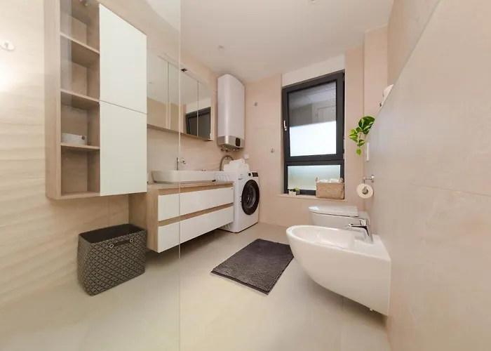 - Indigo * 班约勒